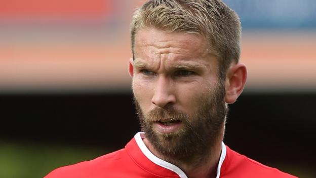 John McCombe: Chester FC sign Macclesfield Town defender