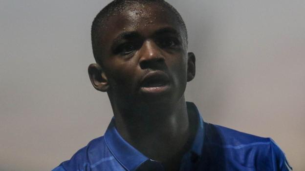 Hakeem Odoffin: Eastleigh extend loan of Wolves defender