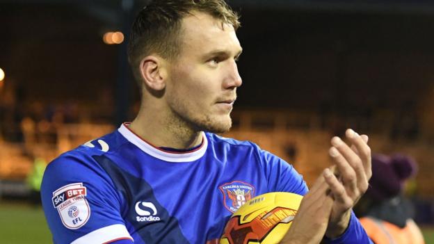Carlisle United 5-2 Mansfield Town