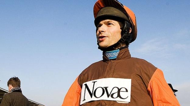 Banned jockeys win National reprieve