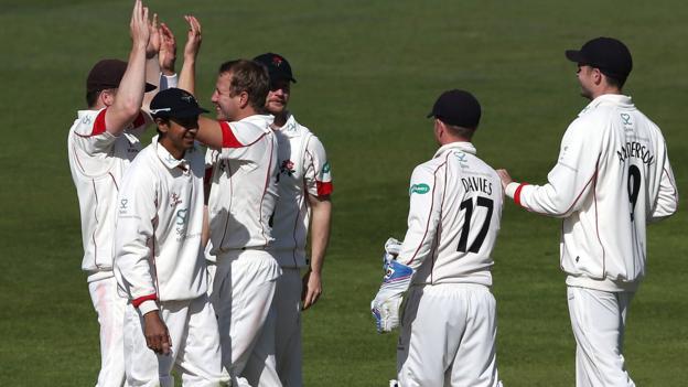 Wagner and Anderson put Lancs in charge