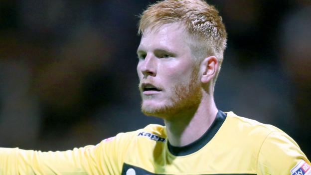 Adam Bogdan: Wigan lose on-loan Liverpool goalkeeper with knee injury