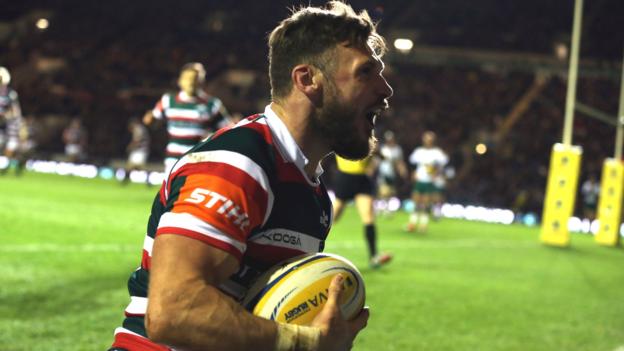 Tigers edge to win over Saints in derby
