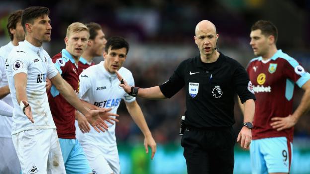 Paul Clement: Swansea boss calls for video technology after controversial penalty - BBC News