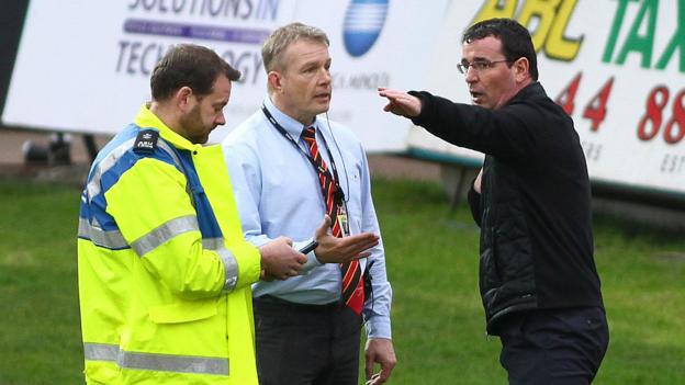 Blackpool boss Bowyer calls for FA to investigate Newport County