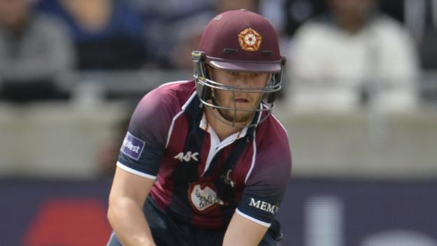 One-Day Cup: Notts reach knockout stages despite Northants washout