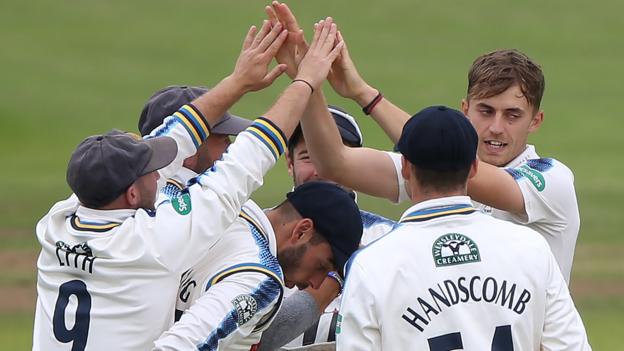 County Championship: Ben Coad puts Yorkshire on top against Lancashire