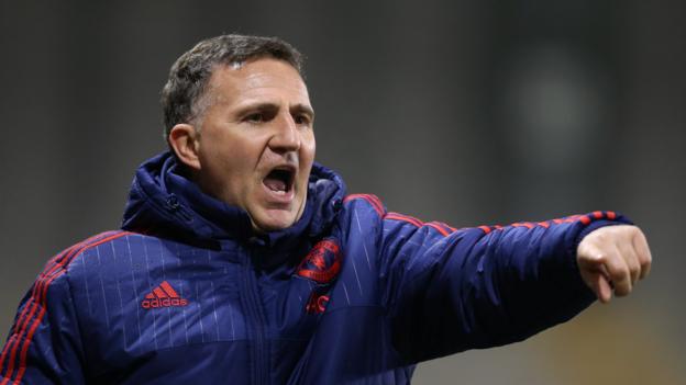 Warren Joyce: Wigan Athletic appoint Man Utd U21 boss as manager