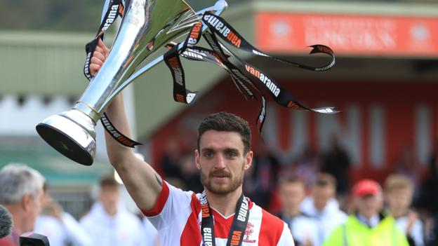 Lincoln City 2-1 Macclesfield Town