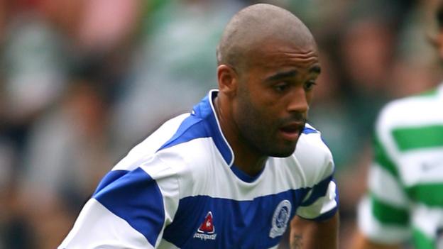 Solihull Moors: Stefan Moore agrees new deal and midfielder Charlie Morris joins - BBC News