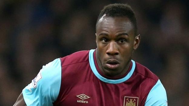 Michail Antonio: West Ham winger signs new four-year deal