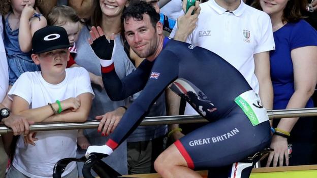 Rio Olympics 2016: Mark Cavendish wins silver medal for GB in men's omnium