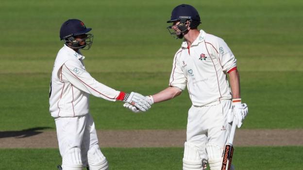County Championship: Lancashire openers hit back against Notts at Trent Bridge
