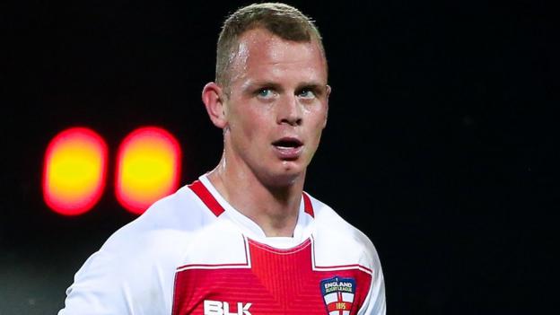 Kevin Brown: Widnes Vikings stand-off joins Warrington Wolves
