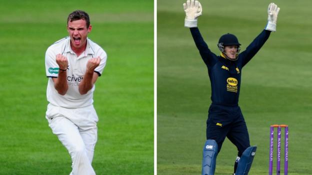 Warwickshire: Josh Poysden and Alex Mellor sign new two-year deals with Bears