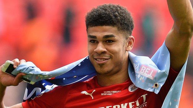 Ashley Fletcher: England Under-20 striker joins West Ham from Man Utd