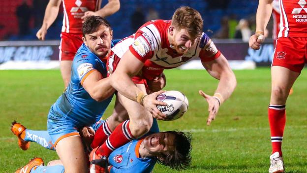 Salford 44-10 St Helens