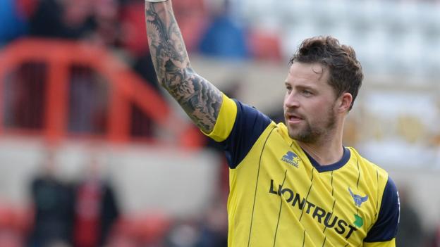 Chris Maguire: Bury sign Scotland international striker from Oxford United