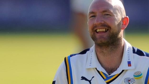 County Championship: Adam Lyth scores 202 in Yorkshire's draw with Surrey