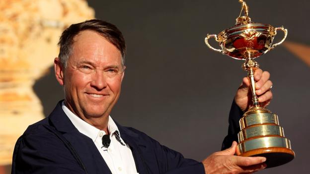 Ryder Cup 2016: United States beat Europe 17-11 to regain trophy at Hazeltine