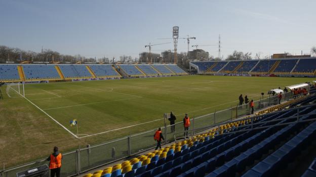 Man Utd: Jose Mourinho hits out at FC Rostov's pitch for Europa League match