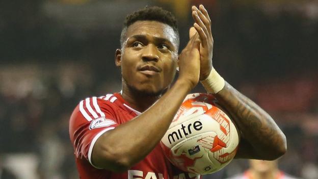 Britt Assombalonga: Nottingham Forest boss Mark Warburton wants to keep striker