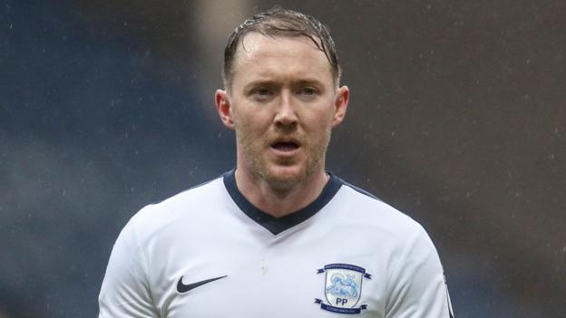 Aiden McGeady: Preston would be 'foolish' not to sign winger, says Simon Grayson