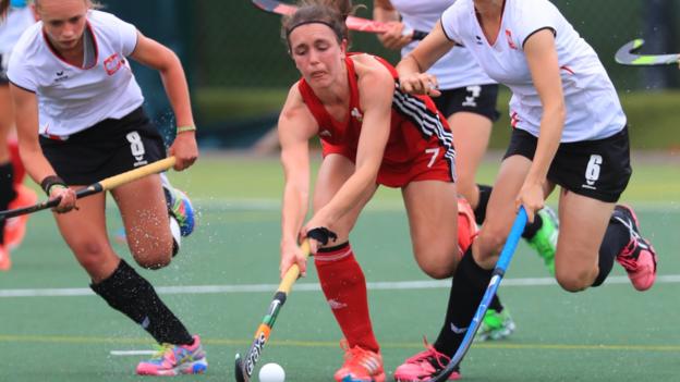 Women's hockey: Wales beat Poland 2-1 to seal series sweep - BBC Sport