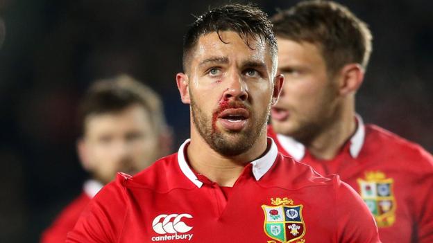 Lions must stop 'monster' Sonny Bill Williams - Rhys Webb