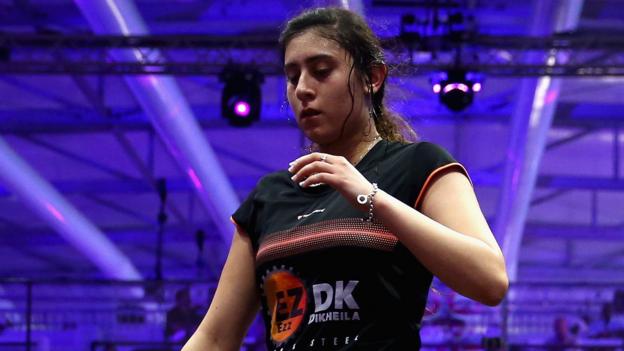 Sarah-Jane Perry loses to Nour El Sherbini at women's World Championships
