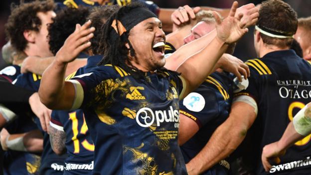 British and Irish Lions beaten 23-22 by Highlanders in Dunedin