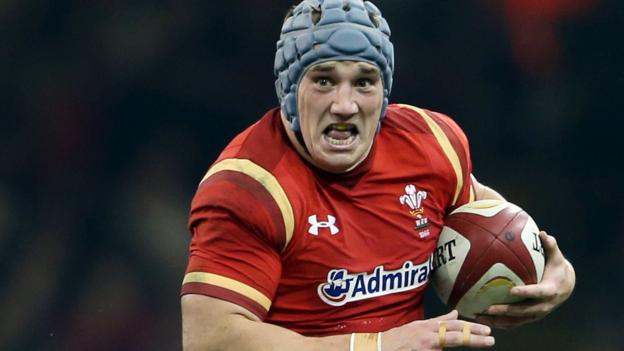 Davies returns for Scarlets after Wales duty