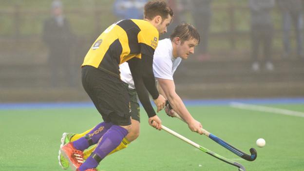 Irish Hockey League: Monkstown defeat UCD to move top