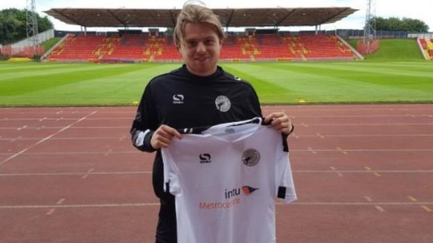 Jordan Preston: Gateshead sign Guiseley forward on one-year deal ... - BBC Sport