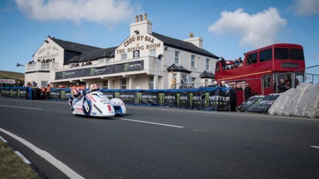 Isle of Man TT 2017: Ben and Tom Birchall win and set new lap record