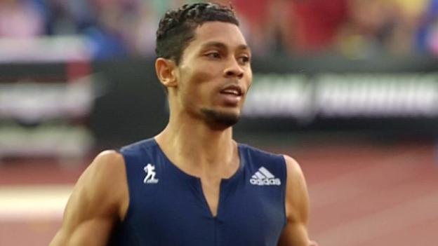 Watch: Van Niekerk breaks Johnson's 300m world record