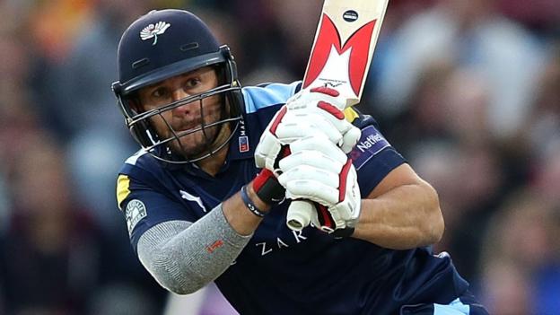 One-Day Cup: Tim Bresnan's limited-overs best helps Yorkshire beat Notts