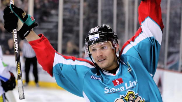 Challenge Cup quarter-final: Belfast snatch overtime win over Manchester - BBC News