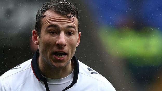 Adam Le Fondre: Bolton Wanderers sign Cardiff City striker on permanent deal - BBC Sport