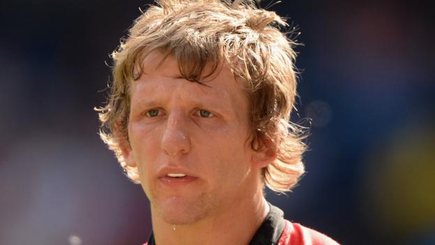Salford Red Devils: Logan Tomkins & Greg Johnson sign new Salford deals