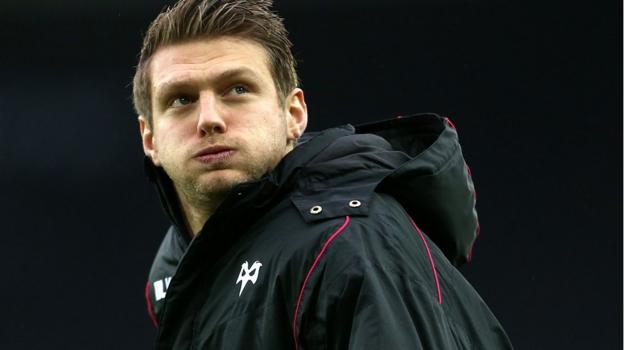 Biggar ahead of Sexton, says Wood
