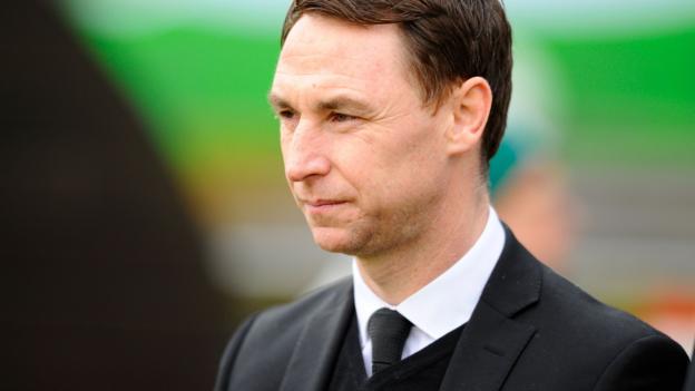 Notts County sack manager Fullarton