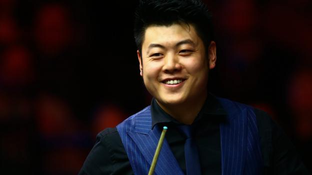 English Open: Liang Wenbo beats Judd Trump to win his first ranking title