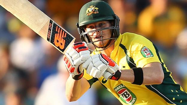 Smith stars as Australia beat India