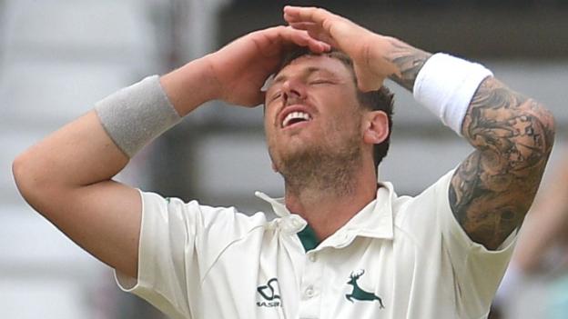Nottinghamshire v Kent: Resilient visitors' tail and bad weather denies hosts