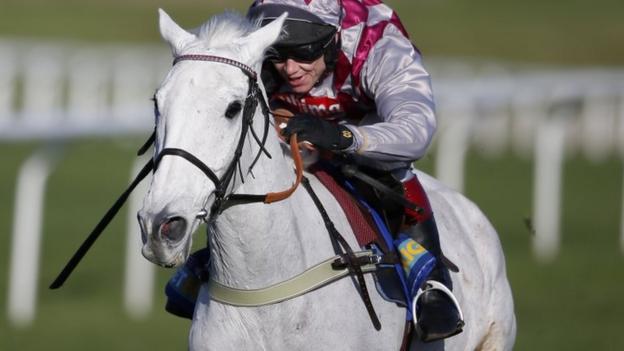 Smad Place wins Gold Cup trial