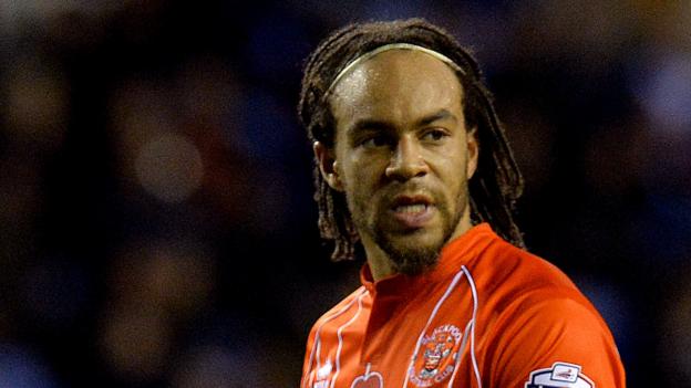 Crawley sign Blackpool defender Dunne