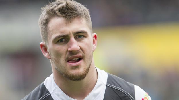 Curtis Naughton: Hull FC back joins Leigh Centurions on loan