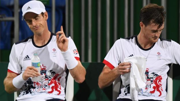Rio Olympics 2016: Andy Murray & Jamie Murray lose, Novak Djokovic out - BBC Sport