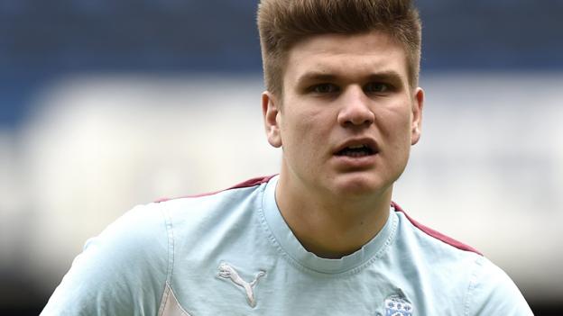 Morecambe: Ex-Burnley keeper Daniel Nizic and Liverpool's Jack Dunn sign